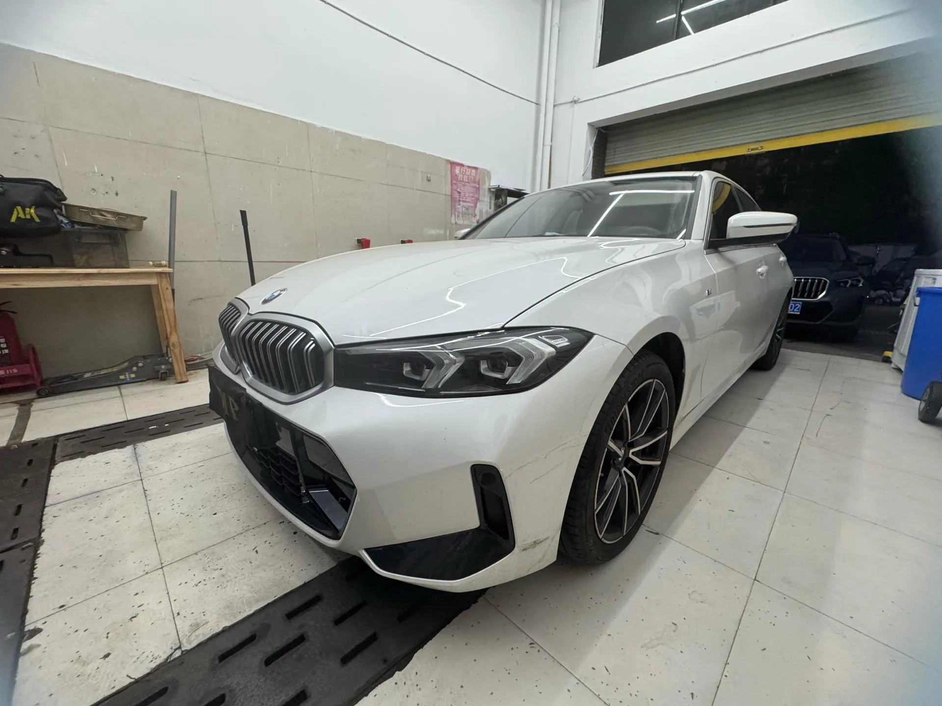 2024 BMW 3 Series 320Li 2.0T M Sport Package Automatic
