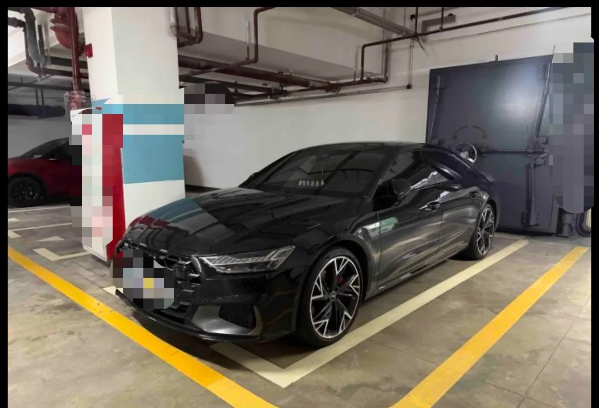 2023 Audi A7L 2.0 TFSI 45 TFSI Quattro S-line Black Knight Edition, Automatic Transmission