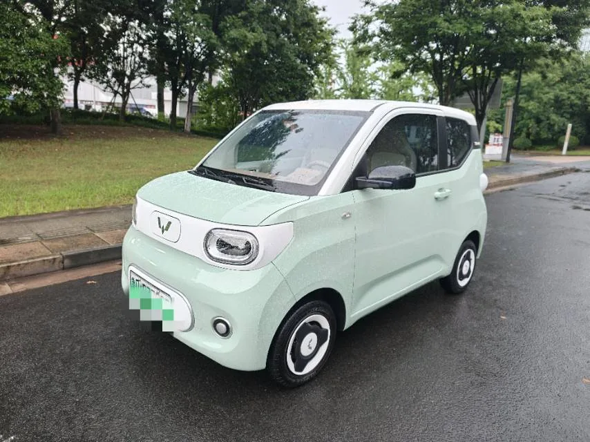 Hongguang MINIEV 2024 Macaron Model, 215km
