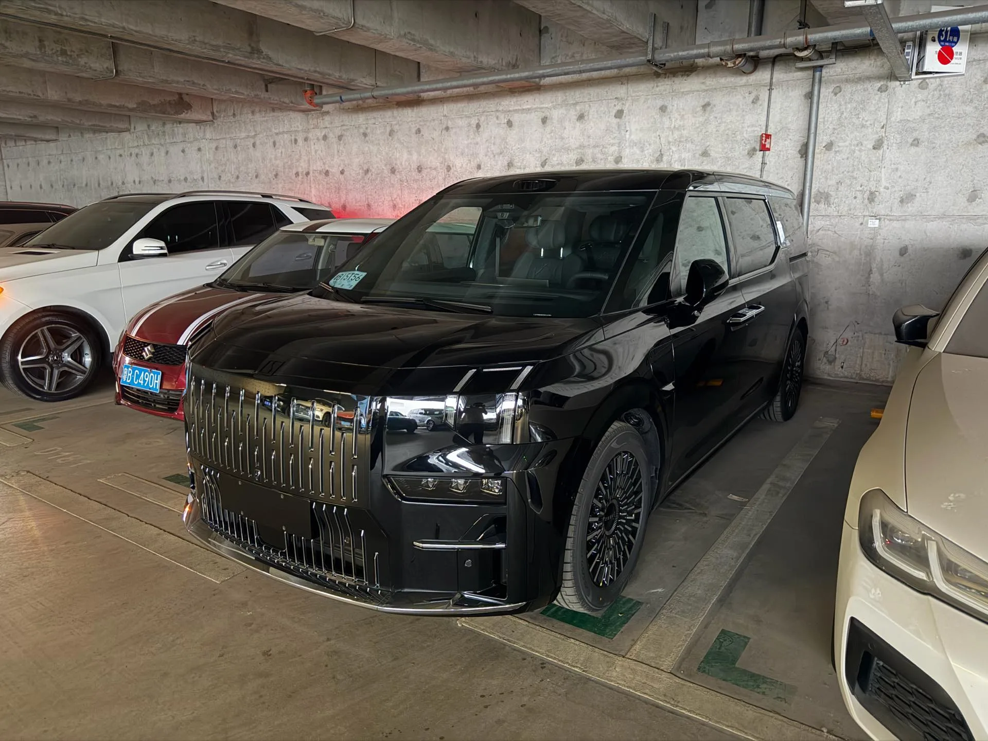 Extreme Krypton 009 2024 Model 7-Seat Aisle Edition 108kWh
