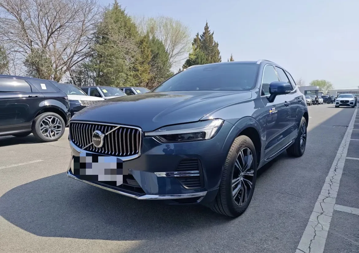 2023 Volvo XC60 B5 AWD Inscription Luxury Edition