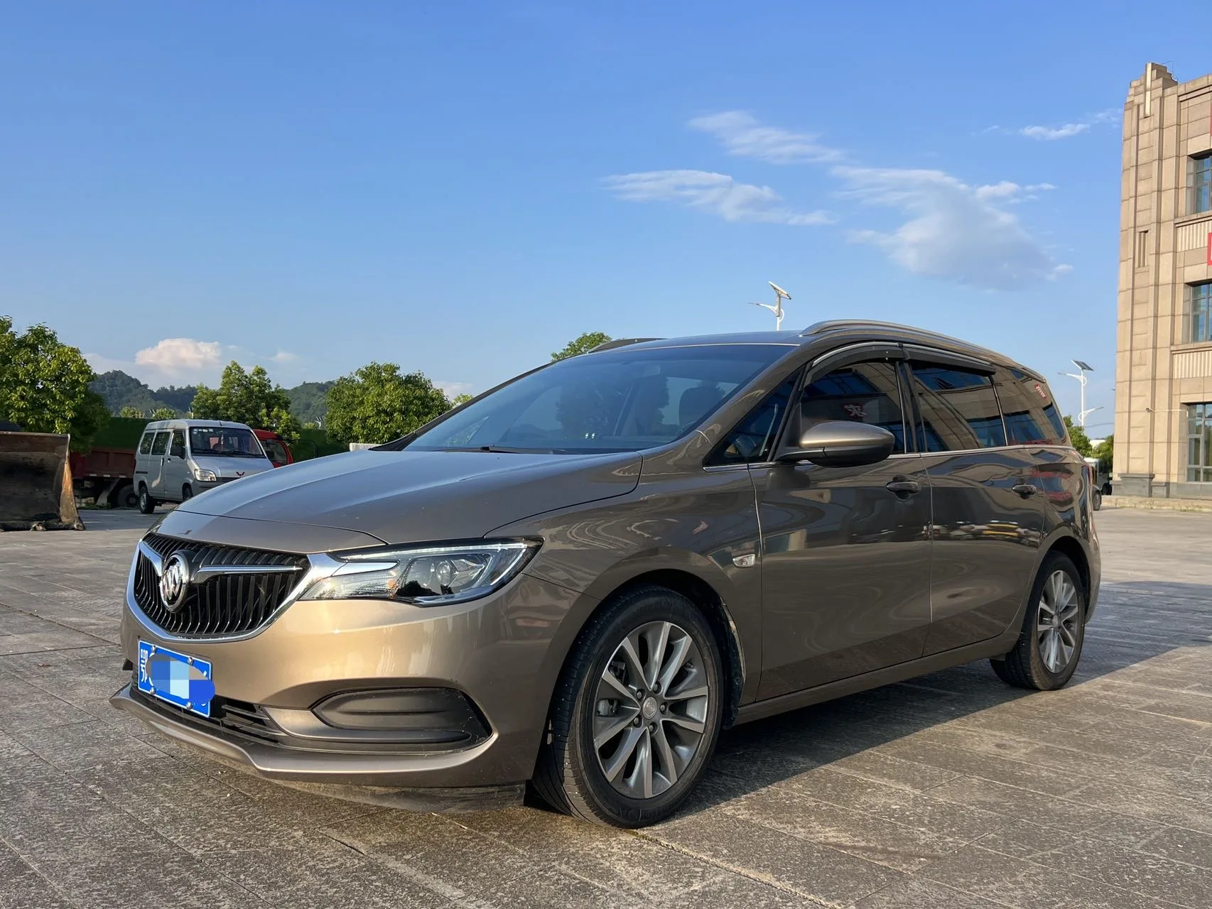 Buick GL6 2021 323T Mild Hybrid Connected Luxury Edition