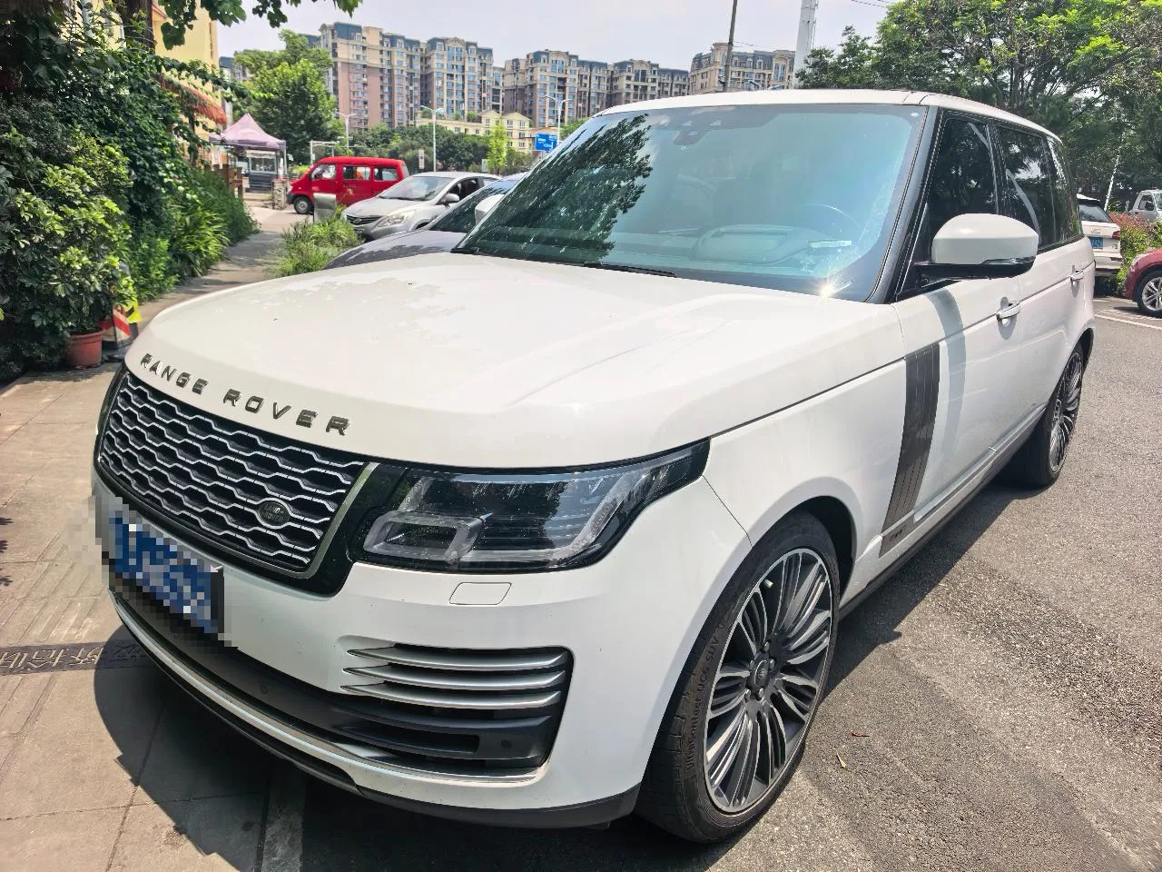 Range Rover 2021 3.0 L6 Legendary Long Wheelbase Classic Edition