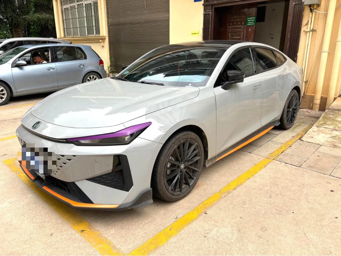Changan 2024 UNI-V 1.5T Premium Sport Automatic