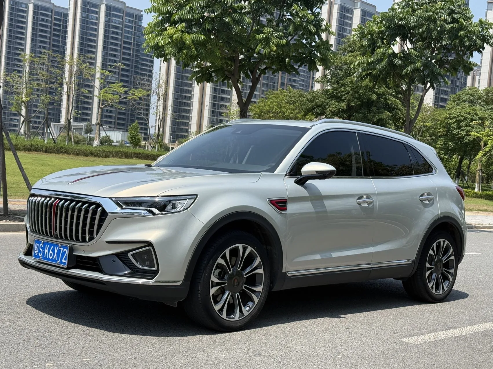 Hongqi HS5 2022 2.0T Intelligent Flagship Enjoy 4WD Edition