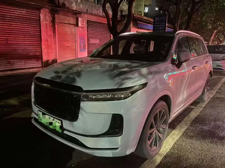 Li Auto ONE 2021 Extended Range 6-Seater Version