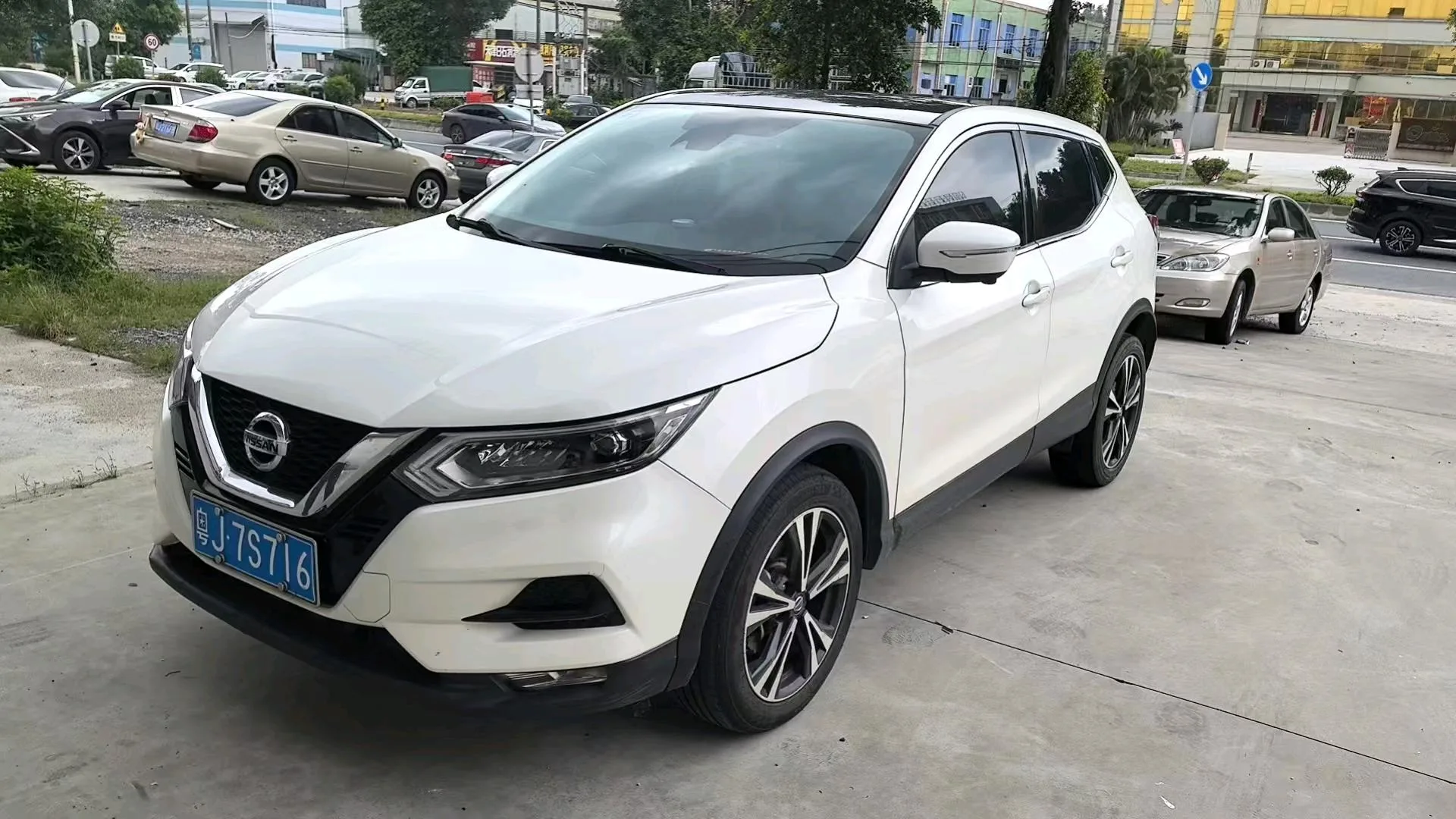 Nissan Qashqai 2019 2.0L CVT Luxury Edition