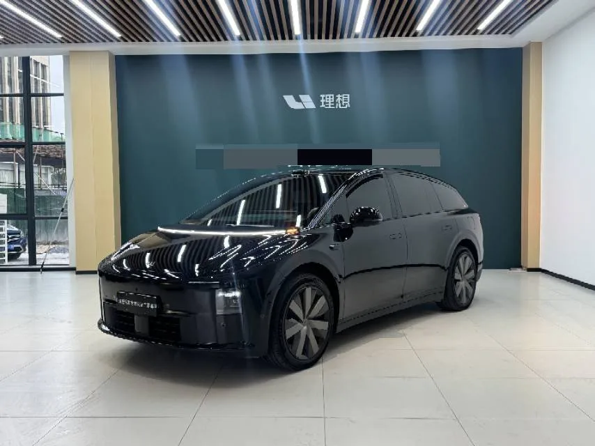 Li Auto i6 2025 AWD Basic Model