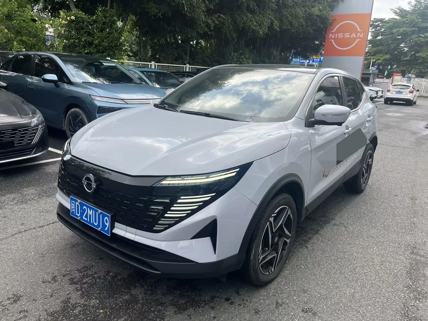 Nissan 2025 Qashqai Honor 2.0 CVT Honor XV+ Leading Edition Automatic
