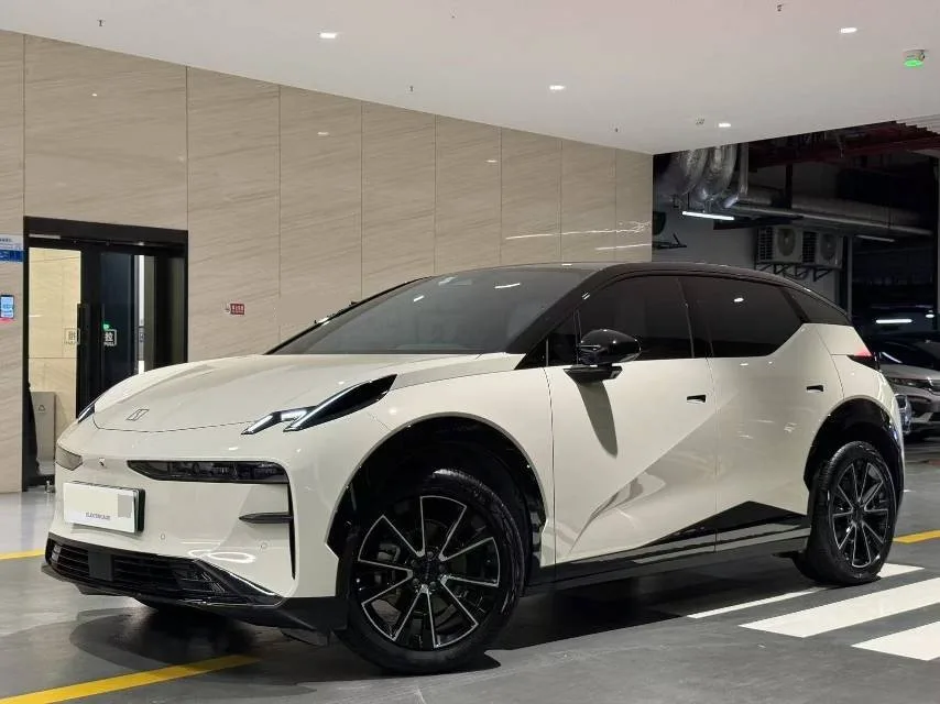 JiKrypton 2025 JiKrypton X Four-Seat Rear-Wheel Drive Magic Cube Edition Automatic Transmission