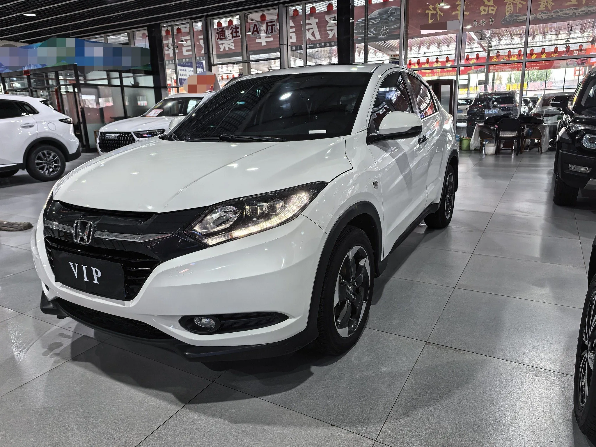 Vezel 2017 1.8L CVT 2WD Pioneer Edition