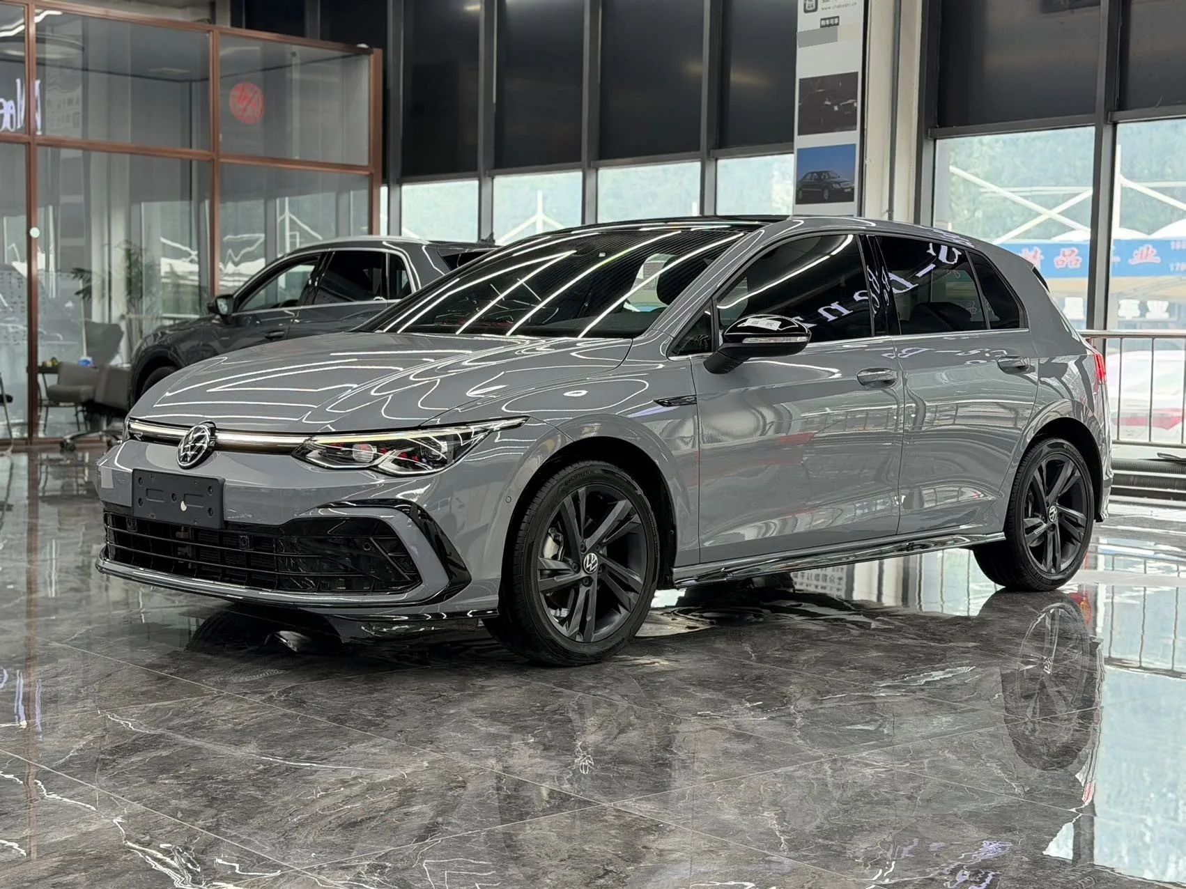 Volkswagen 2023 Golf 8 R-Line 1.4TSI 280TSI Automatic