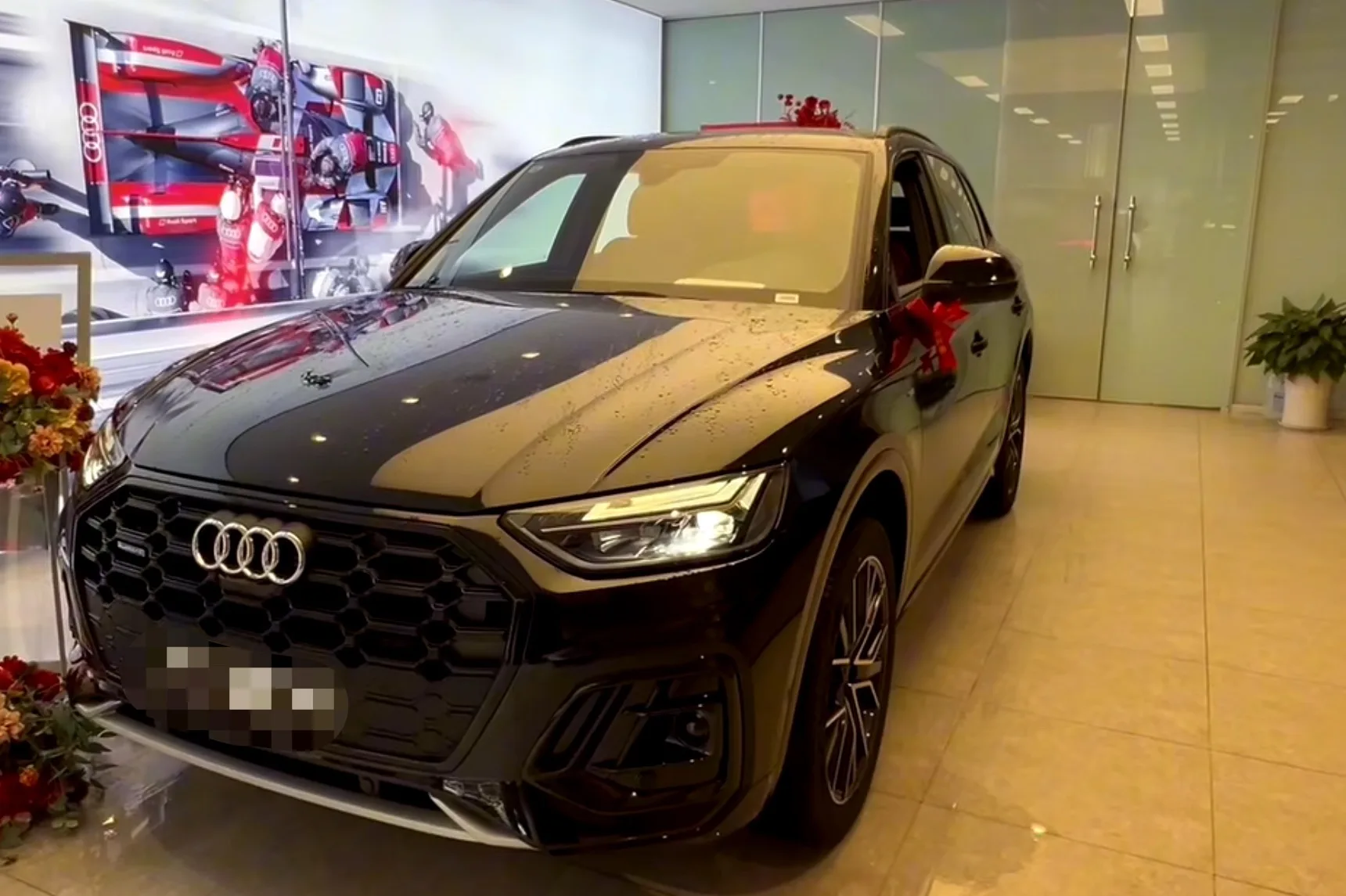 Audi 2025 Q5L 2.0TFSI 45TFSI 45th Anniversary Edition Quattro Luxury Dynamic Automatic