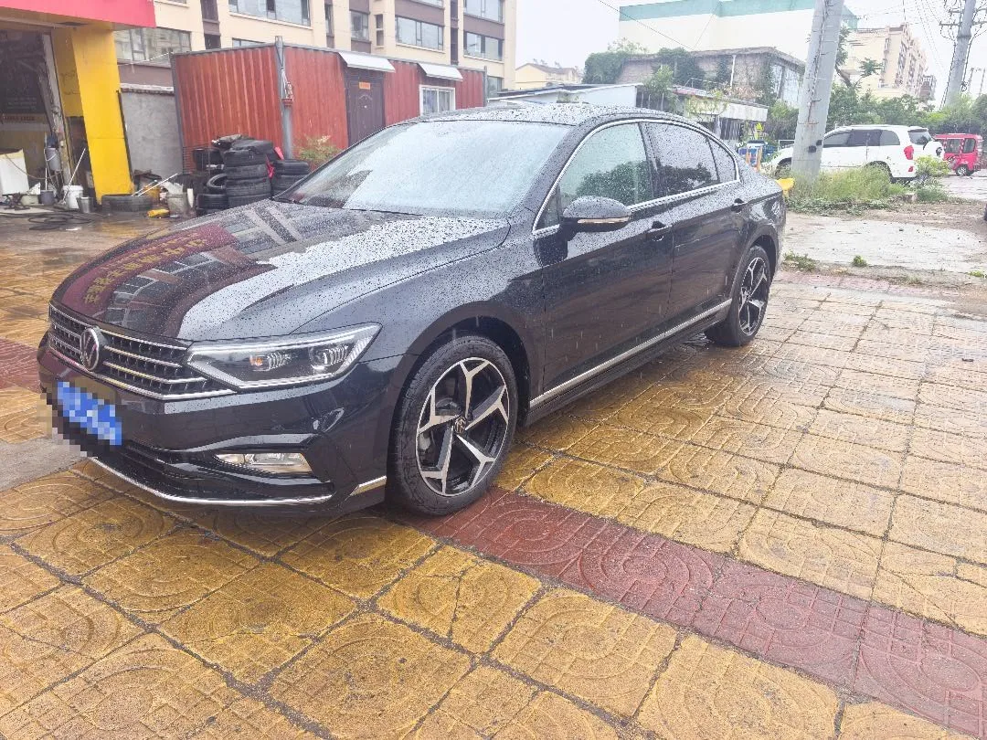 Volkswagen 2023 Magotan 2.0TSI 330TSI 2 Millionth Unit Commemorative Edition Leading Model Automatic Transmission