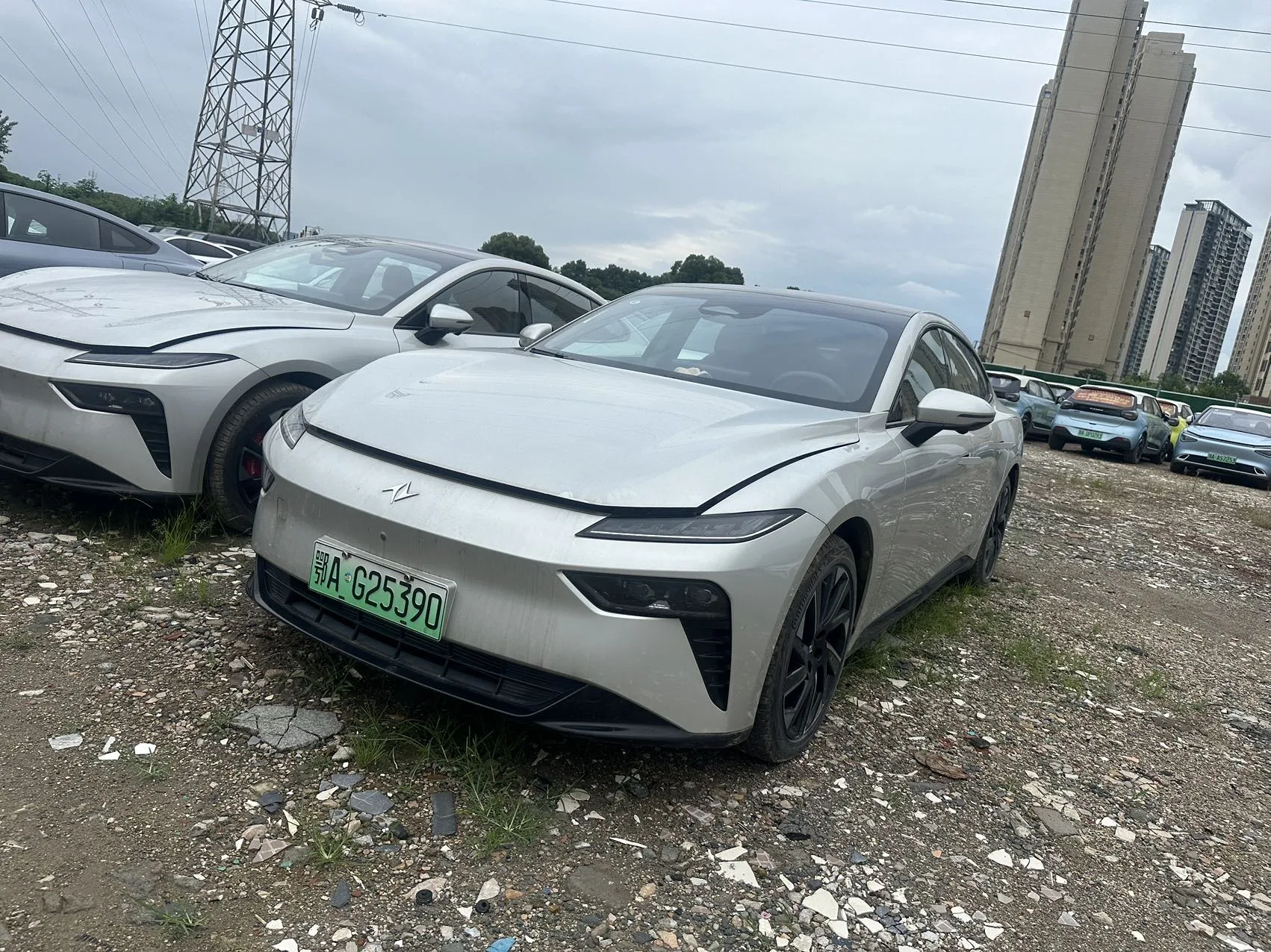 eπ007 2024 Model Year 200Pro Extended-Range Version