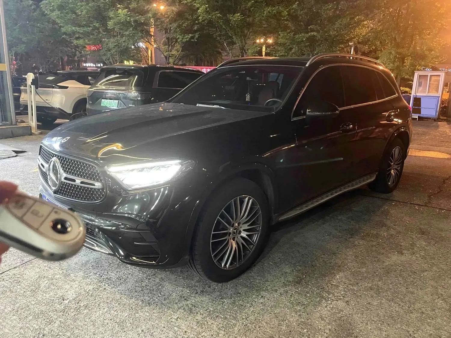 Mercedes-Benz 2023 GLC 300 L 4MATIC 48V 2.0T Dynamic 5-seater Automatic