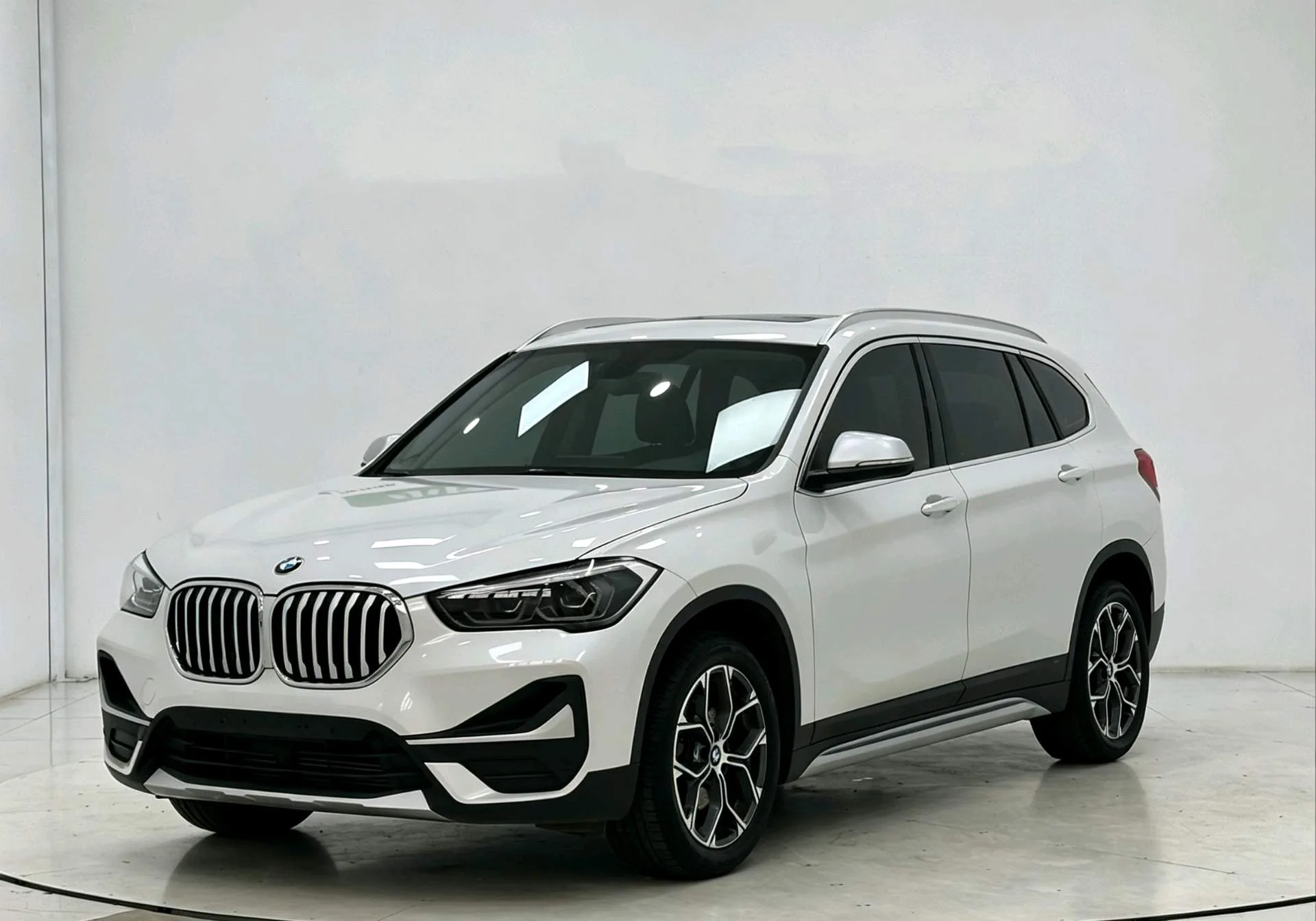BMW X1 2022 sDrive20Li Premium