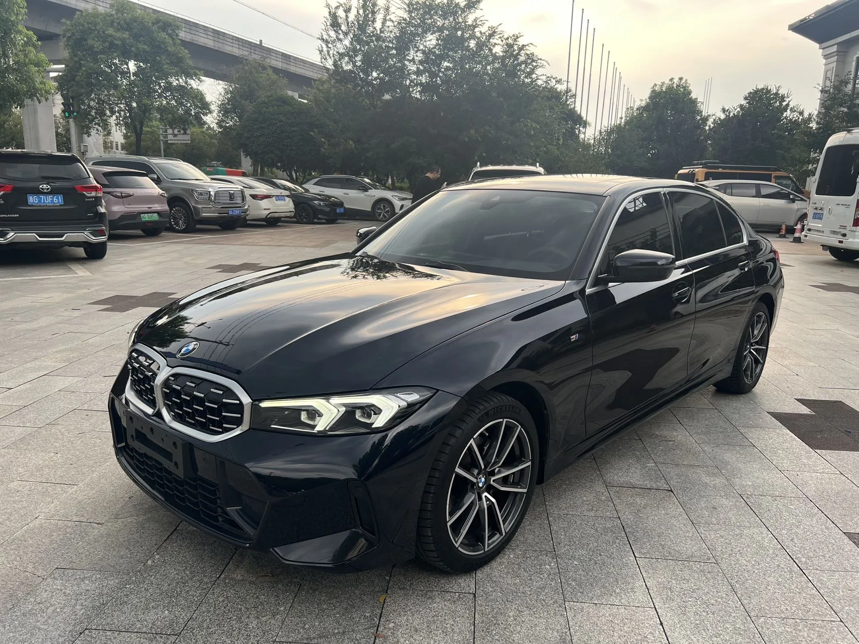 2023 BMW 3 Series 325Li M Sport Package