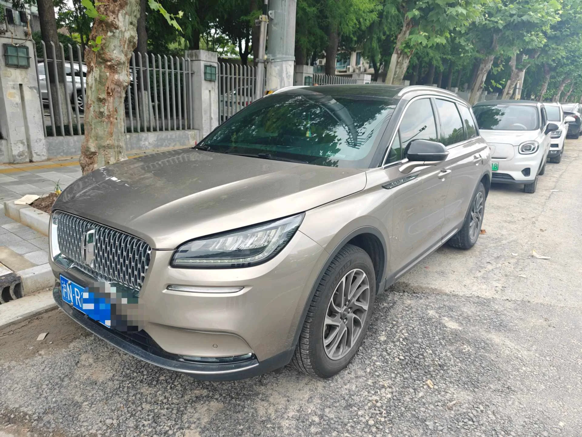 Adventurer 2021 Model Year 2.0T Front-Wheel Drive Prestige Edition