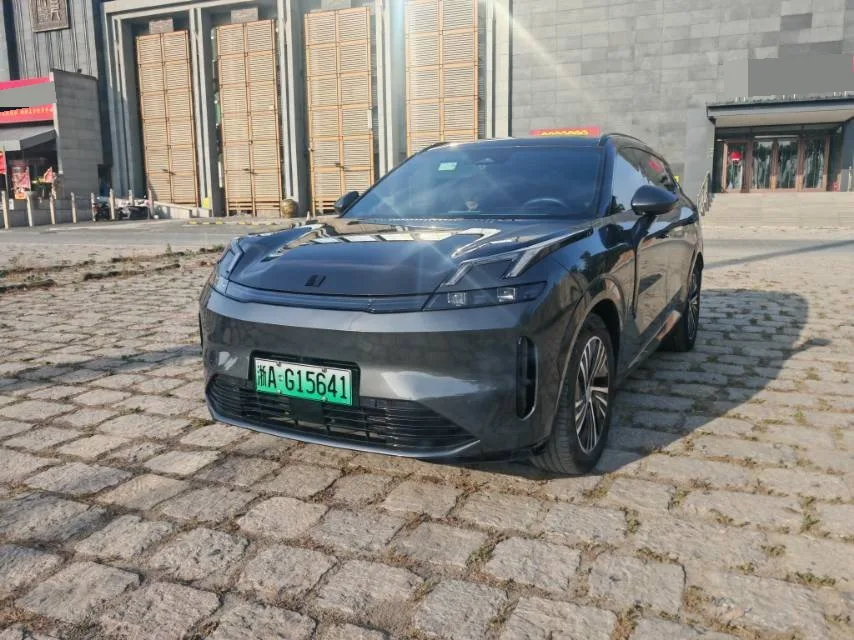Lynk & Co 08 New Energy 2023 Model Year 120km Long Range Halo
