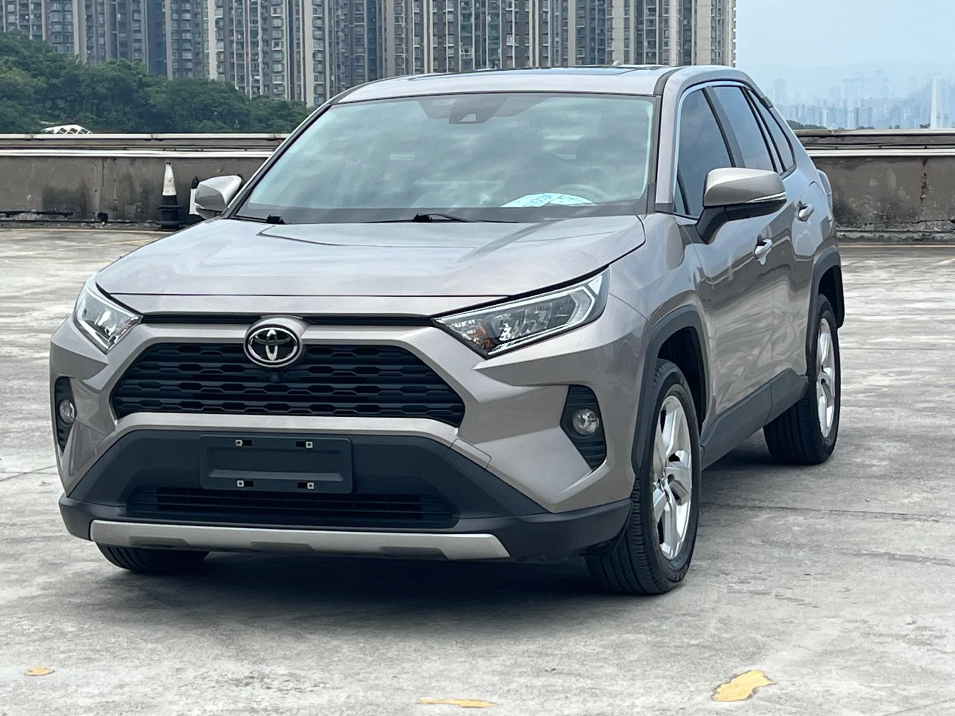 2021 Toyota RAV4 2.0L CVT 2WD Fashion Edition