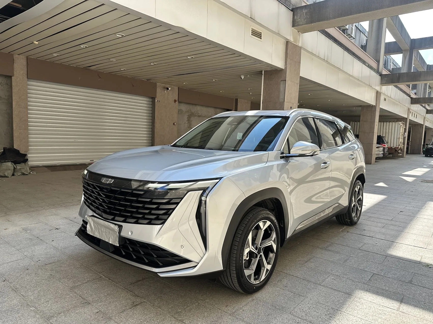Geely Boyue L 2023 1.5TD DCT Premium Edition