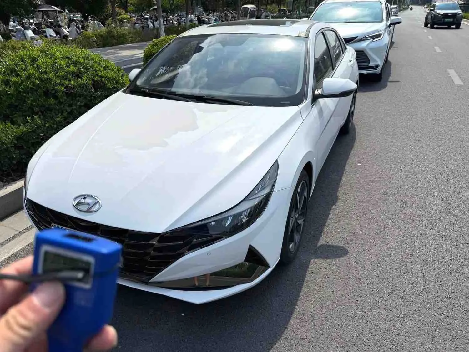 Hyundai Elantra 2022 1.5L CVT LUX Premium Edition