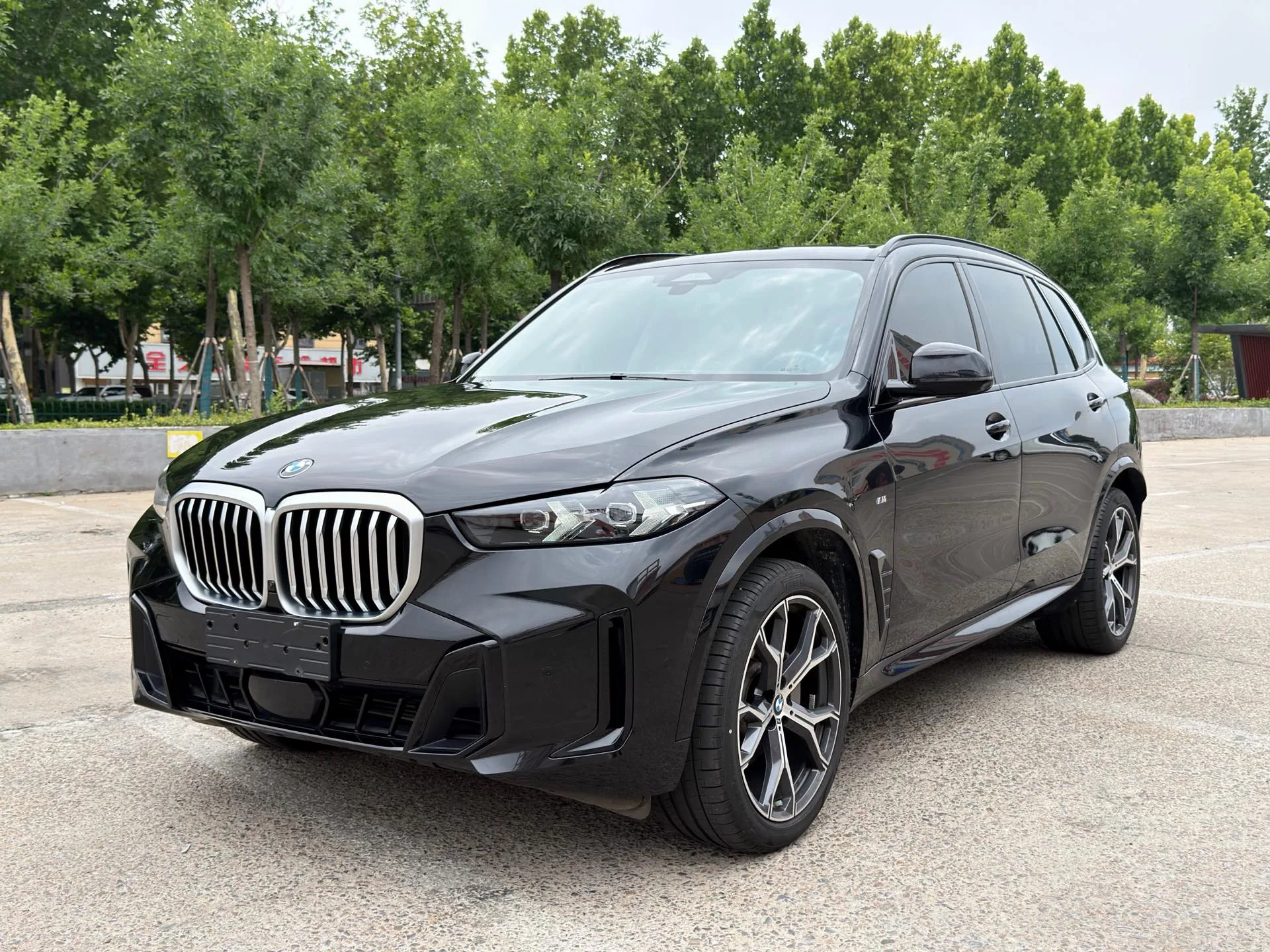 2023 BMW X5 xDrive30Li 48V 2.0T Luxury M Sport Shadow Edition Automatic