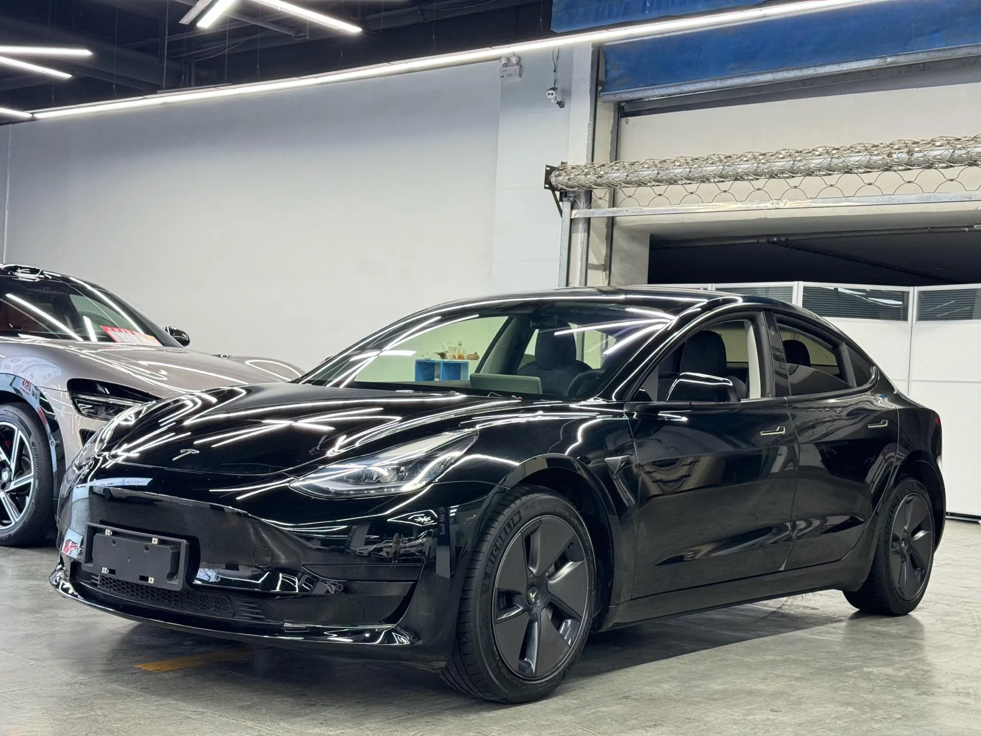 Model 3 2022 Rear-Wheel Drive