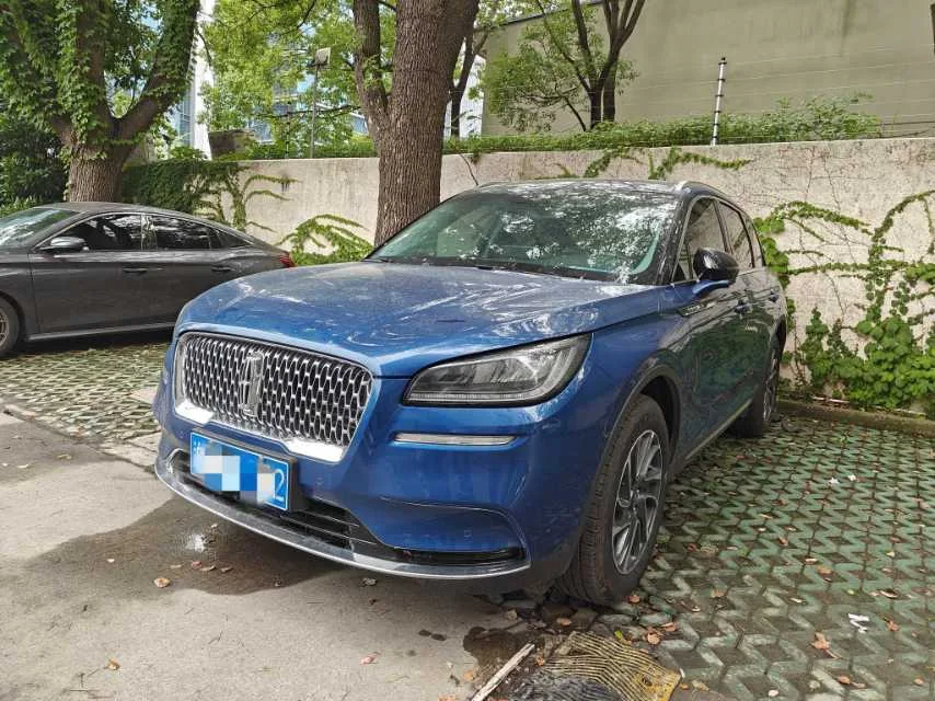 Adventurer 2022 2.0T FWD Premium Edition