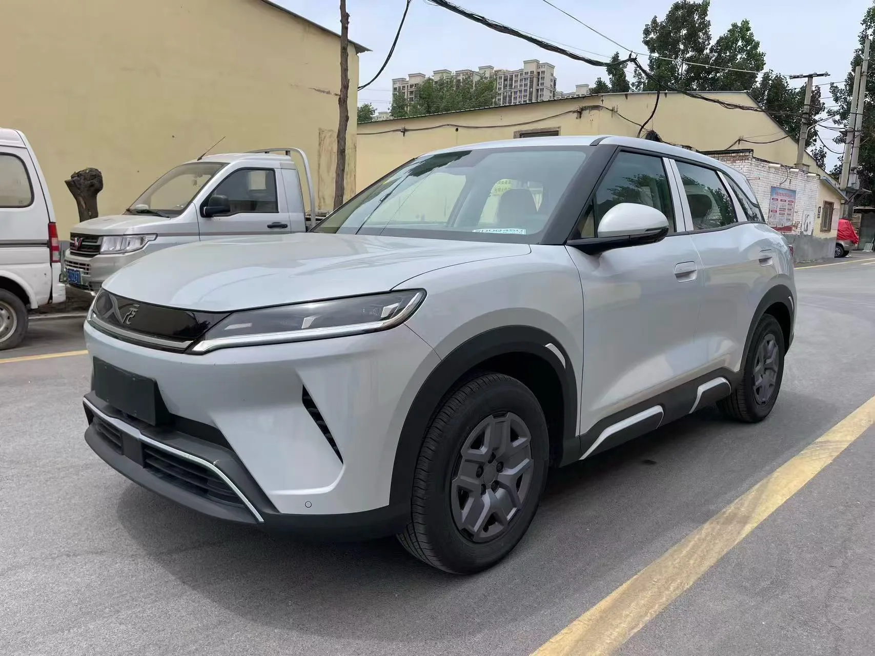 BYD 2025 Yuan UP 301KM Navigator Automatic
