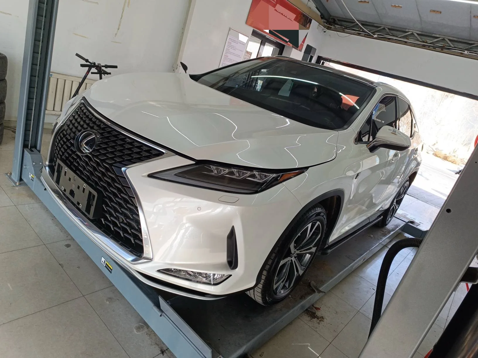 Lexus RX 2020 Facelift 300 AWD Elegant Edition