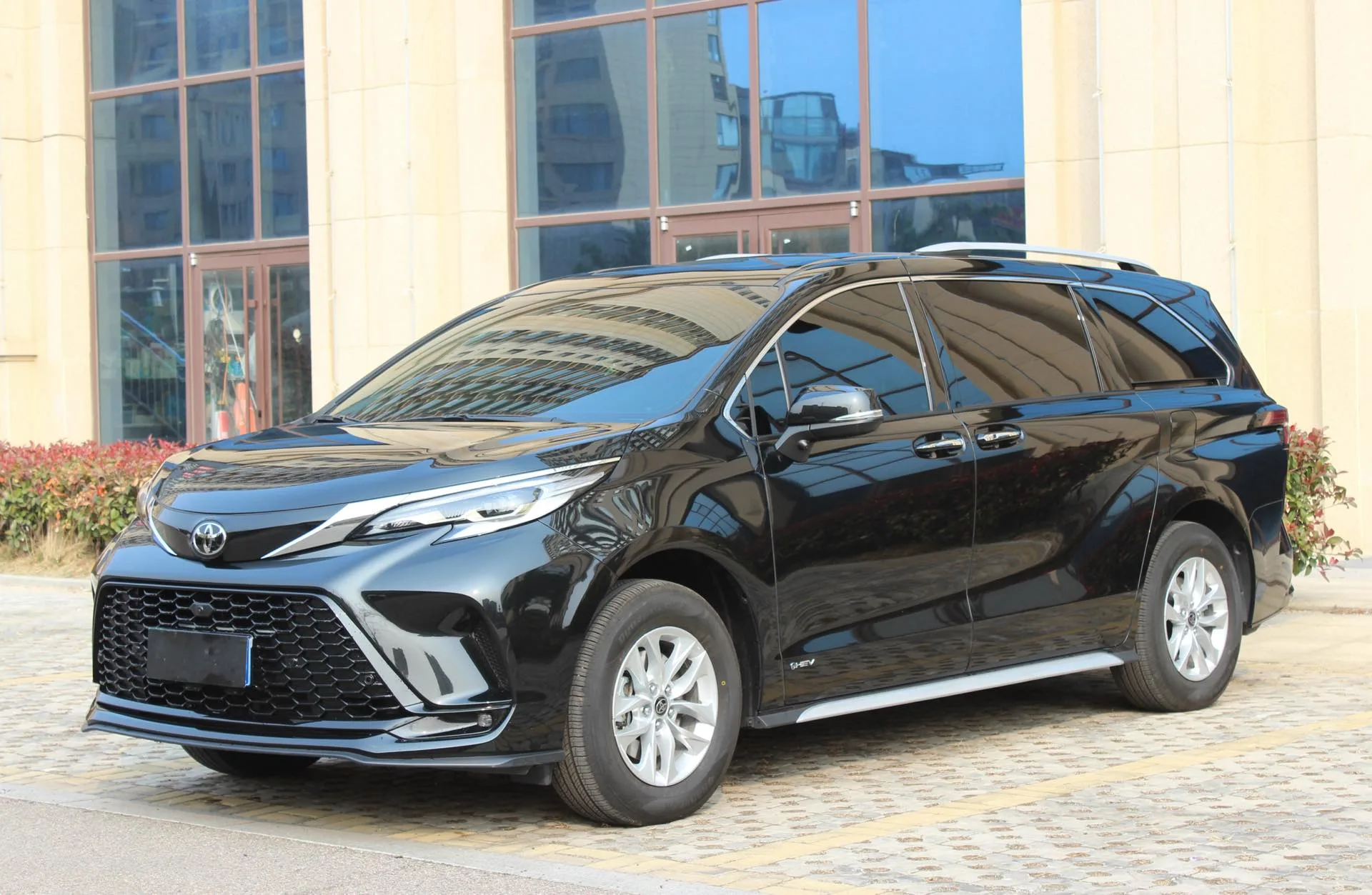Toyota 2024 Grandeur Hybrid 2.5 CVT Comfort Edition Automatic