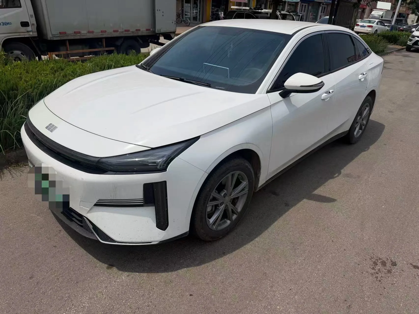 Geely Galaxy 2025 L6 EM-i 1.5 140km Long Range Edition, Automatic Transmission