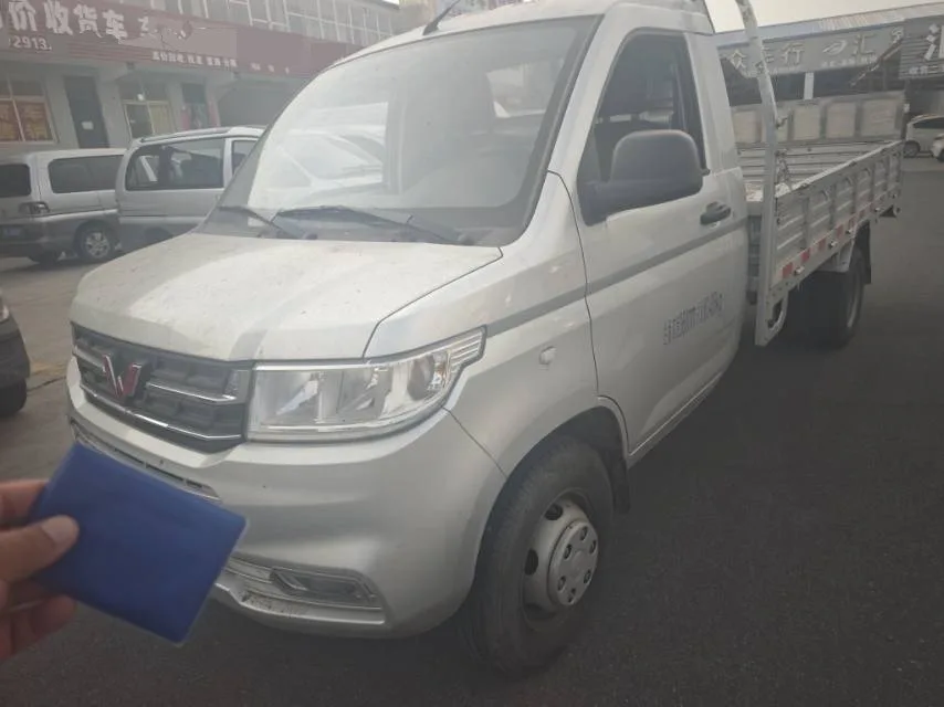 Wuling 2023 Rongguang New Card 2.0 Single Cab, Dual Rear Wheels, Comfort Edition, Manual Transmission