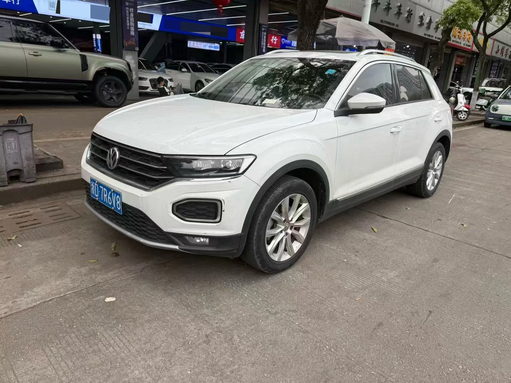 2020 Volkswagen T-Roc 230TSI DSG Front-Wheel Drive Style Edition