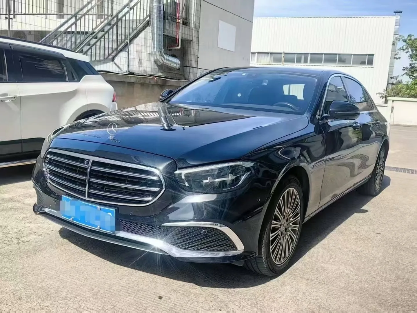 Mercedes-Benz E-Class 2023 E 300 L Luxury