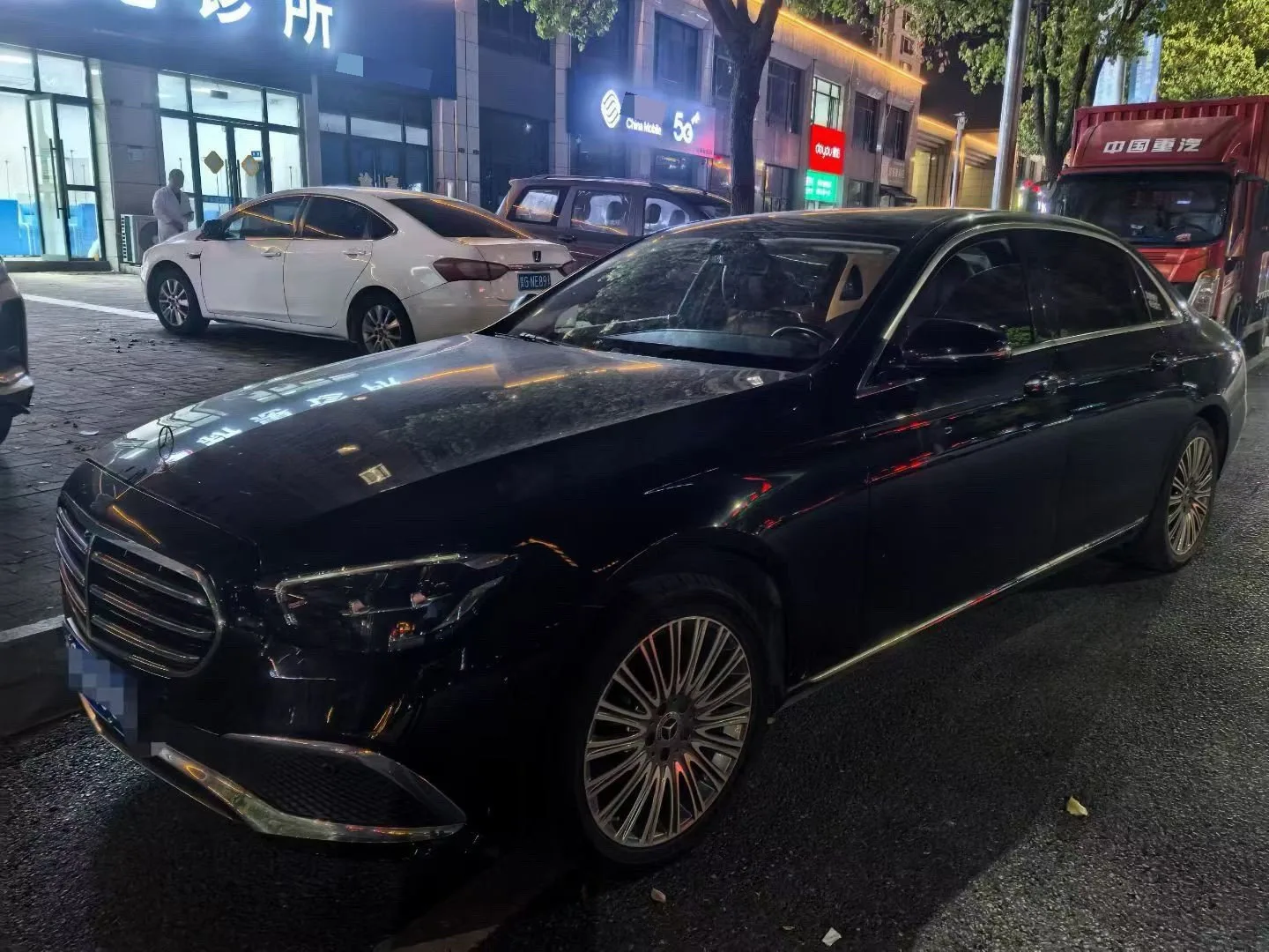 Mercedes-Benz E-Class 2022 E 300 L Fashion Edition