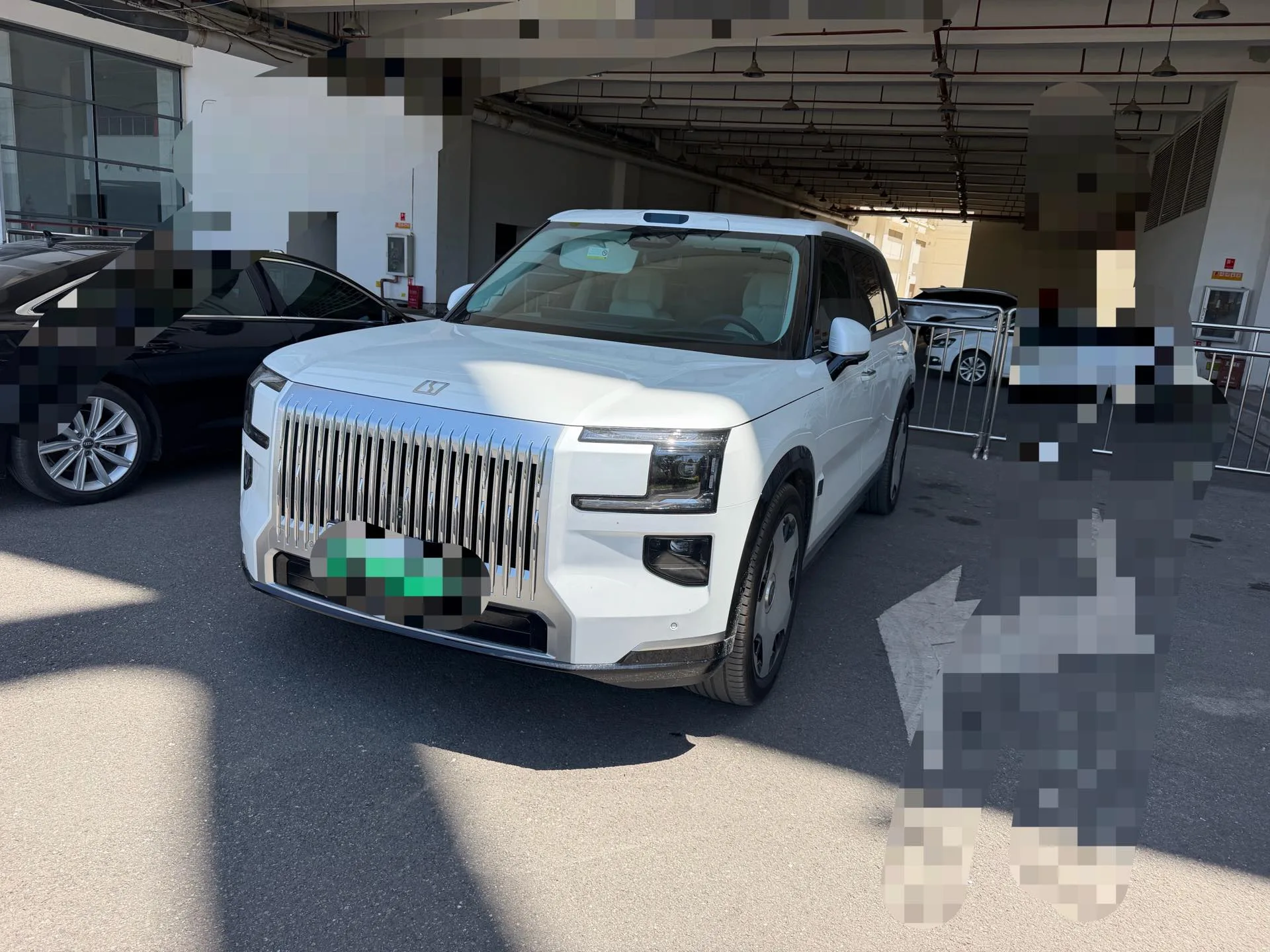 Jike 2025 Model Jike 9X 2.0T Hyper Edition 70kWh Automatic