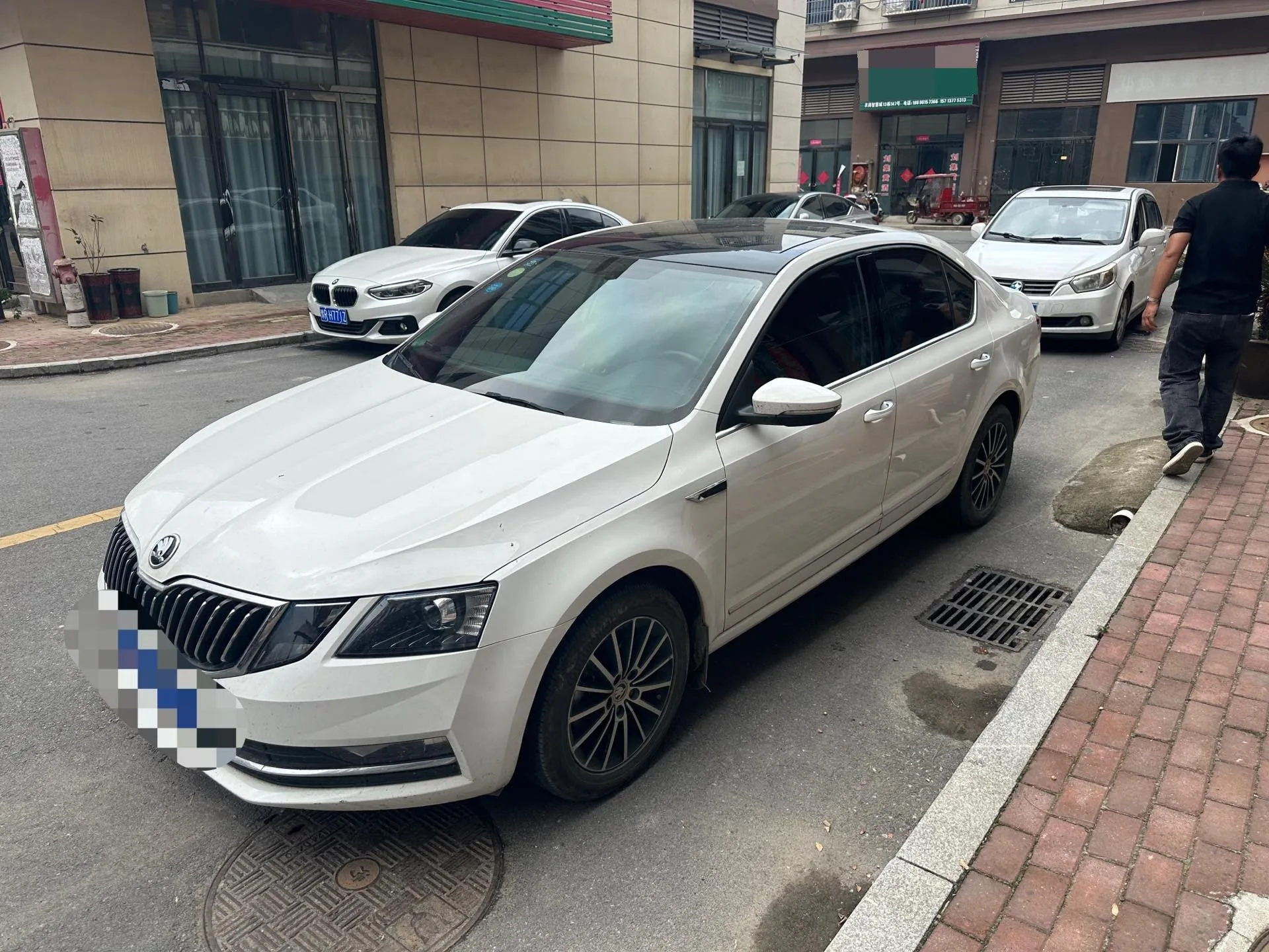 Octavia 2018 1.6L Automatic Comfort Edition
