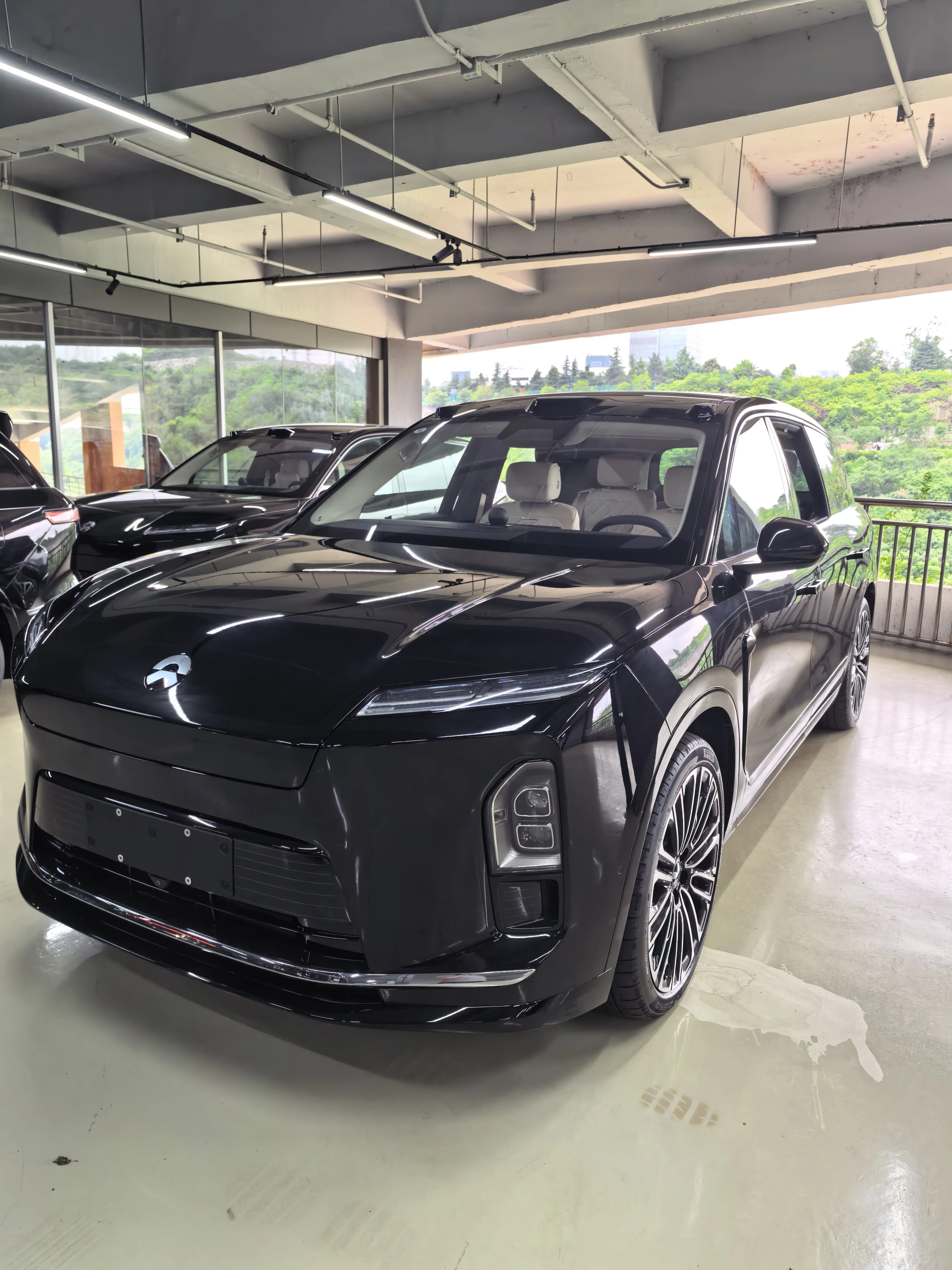 NIO 2026 ES8 6-seater Executive Signature Edition Automatic