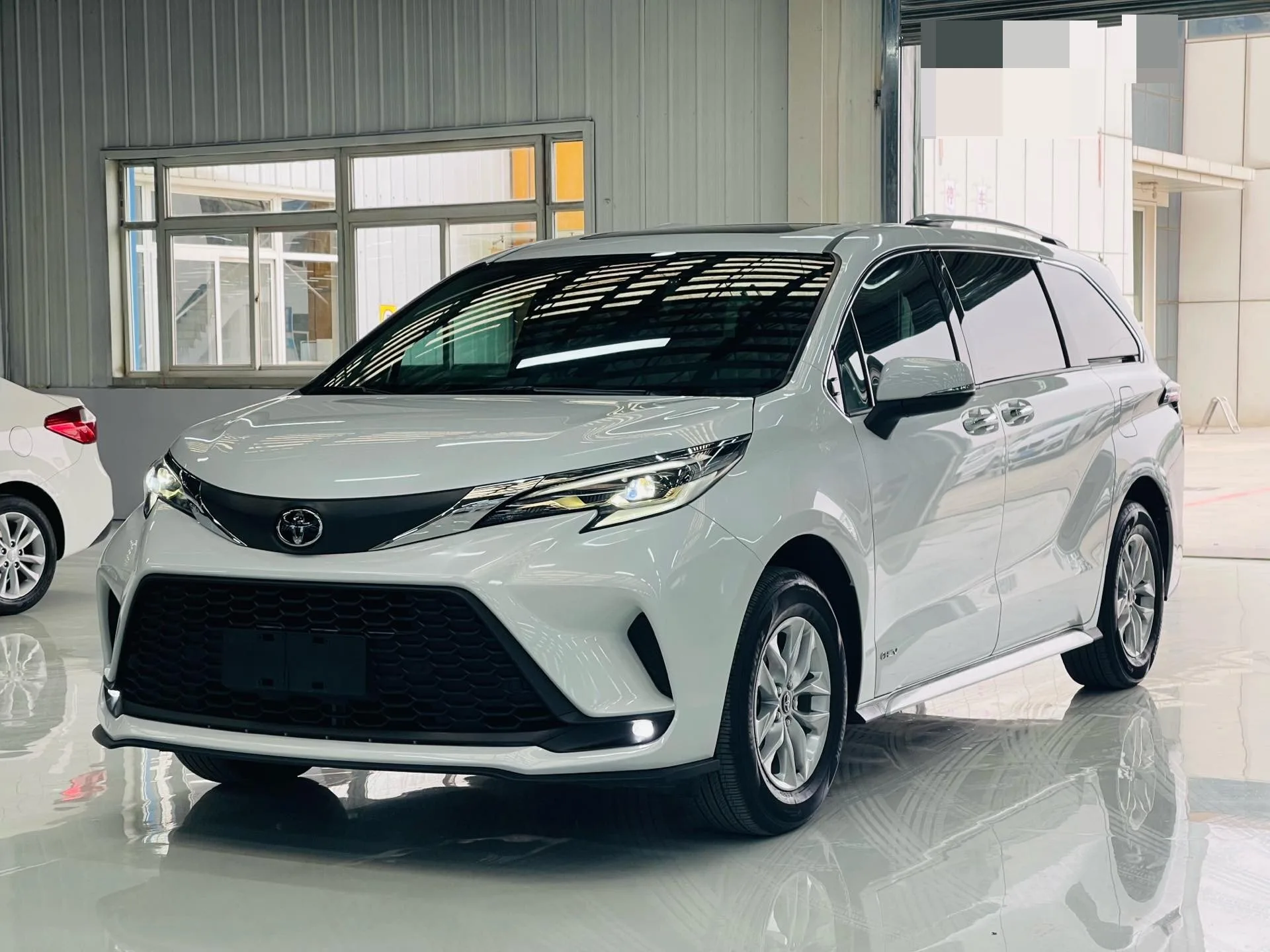 Toyota 2024 Grandeur Hybrid 2.5 CVT Comfort Edition Automatic