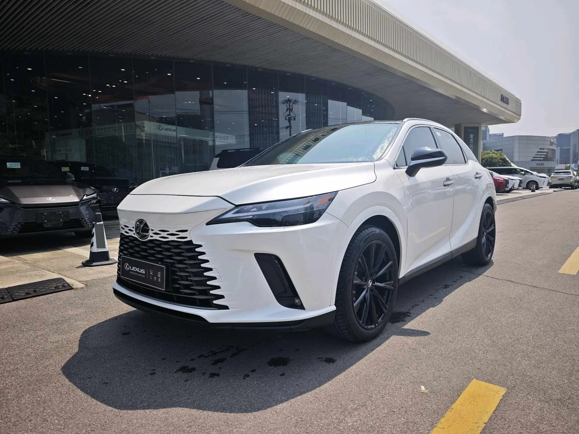 Lexus RX 2023 350h 2WD Comfort Edition
