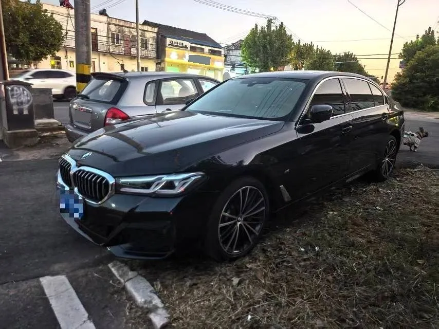 BMW 5 Series 2022 Facelift II 530Li Leading Model M Sport Package