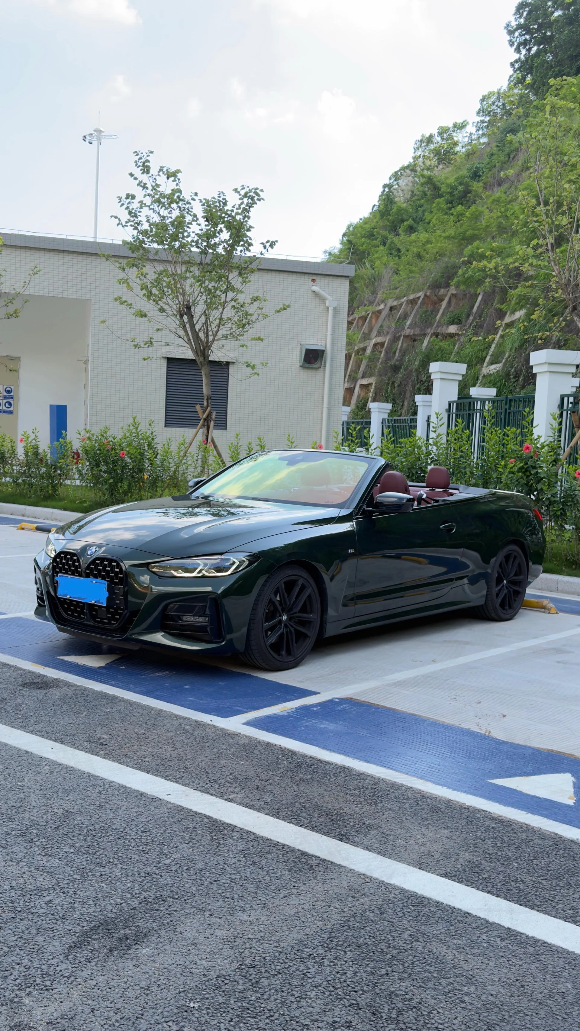 2022 BMW 4 Series Facelift II 430i Convertible M Sport Shadow Edition