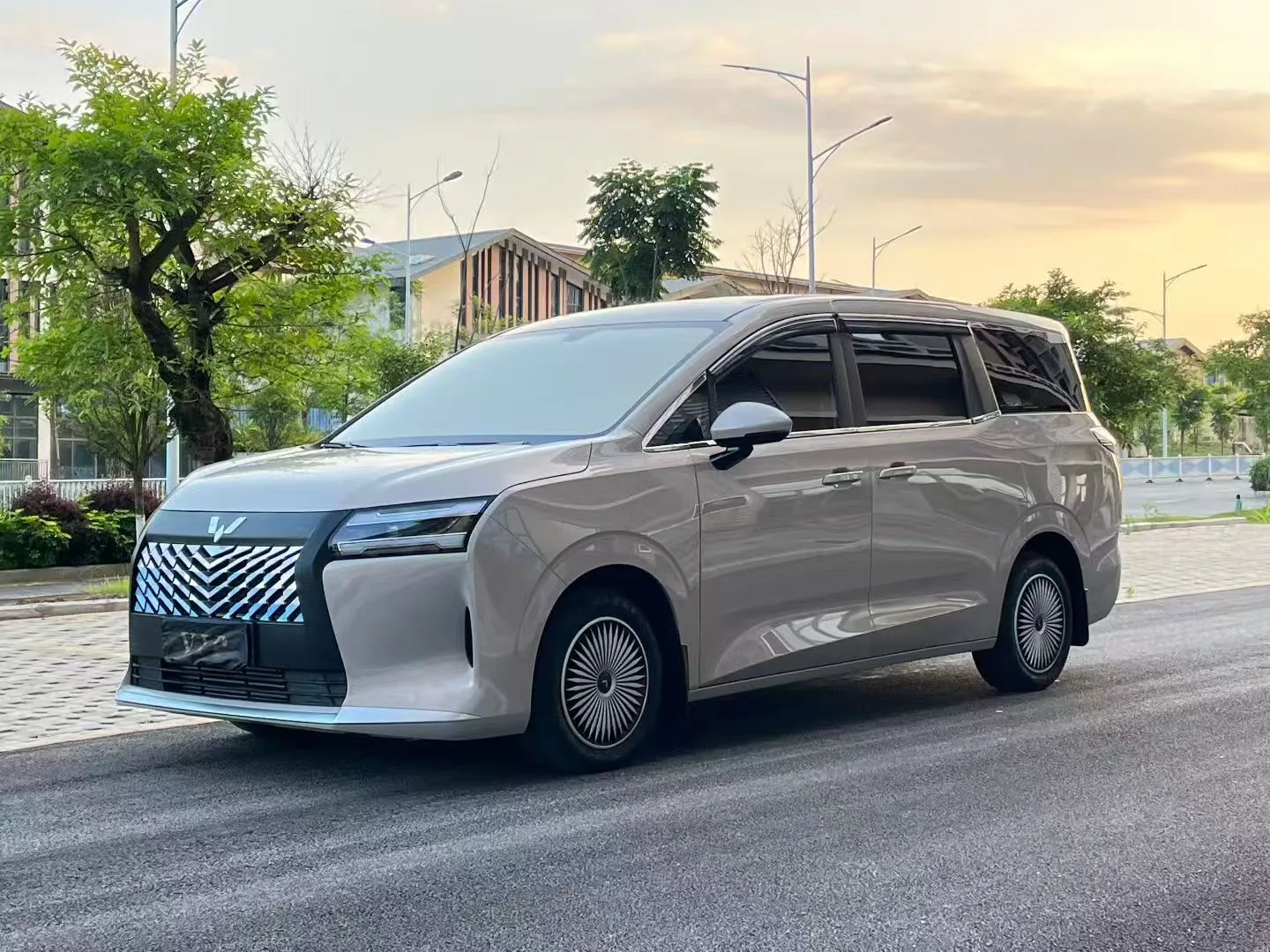 Wuling 2025 Starlight 730 1.5T Comfort Manual Transmission