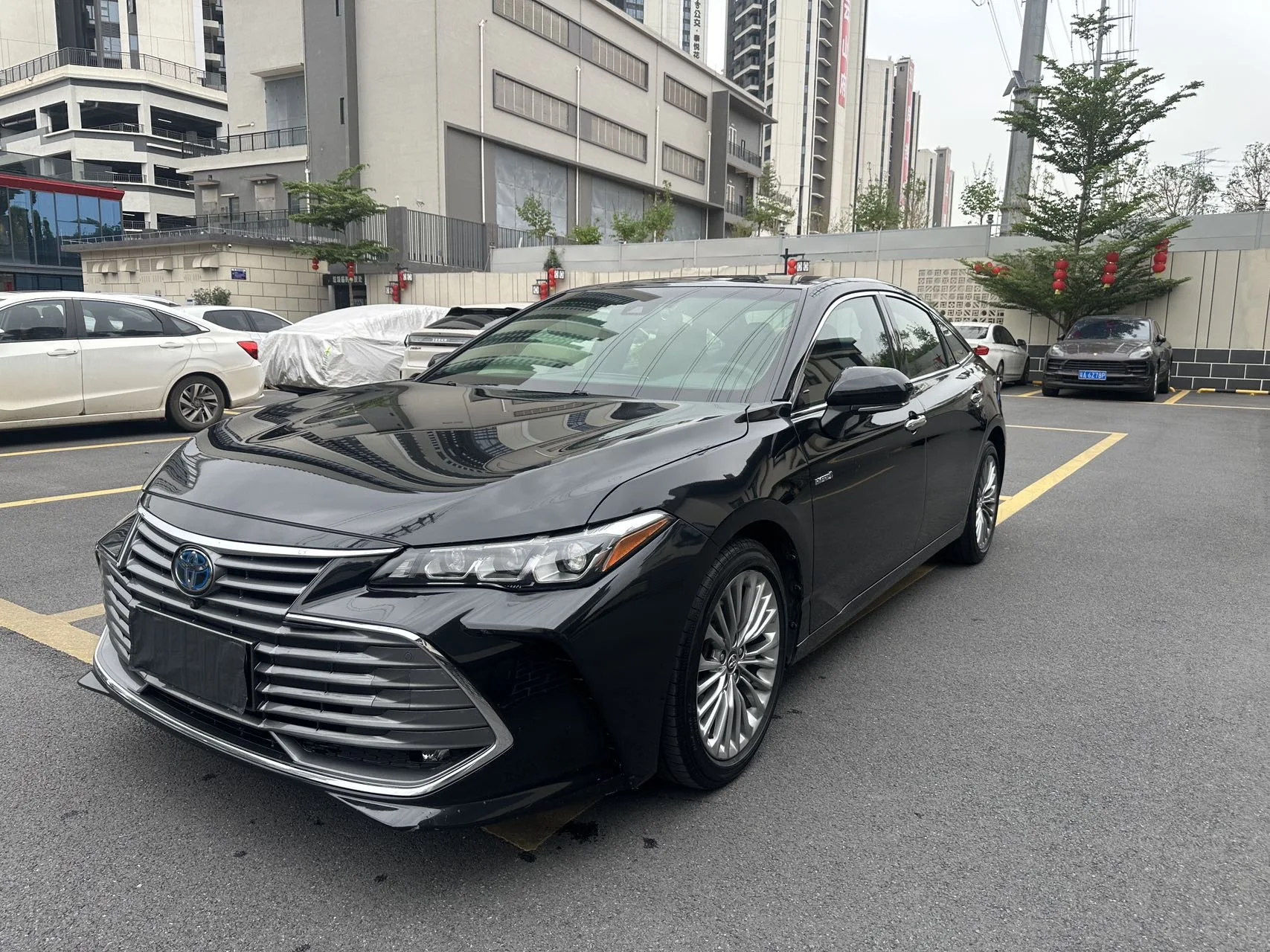 2019 Toyota Avalon Hybrid 2.5L XLE Premium Edition (China V)