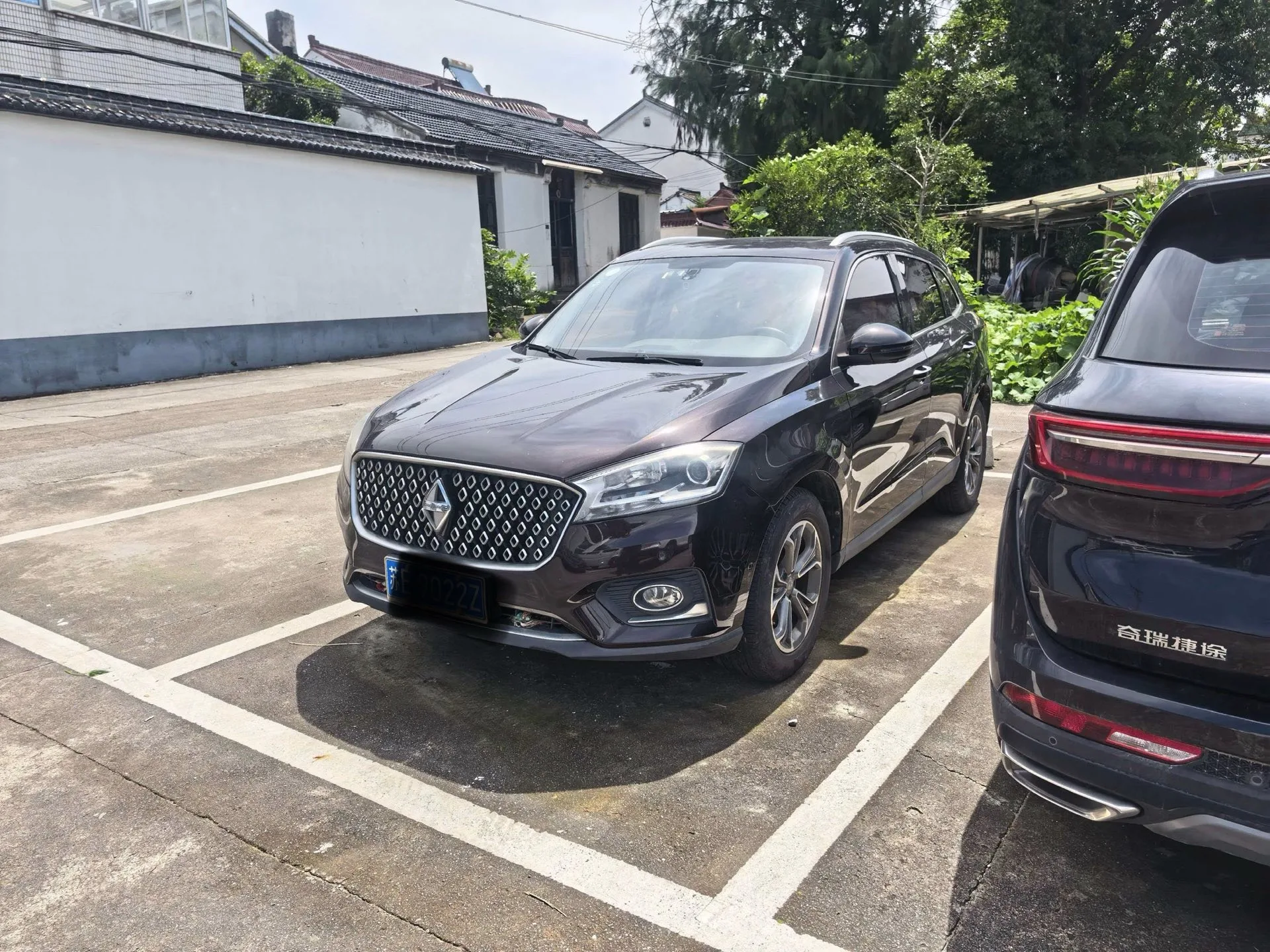 Borgward BX7 2018 Model Year 28T Front-Wheel Drive Comfort Edition 7-Seater