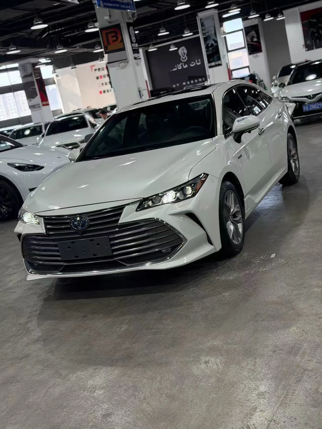 2019 Toyota Avalon Hybrid 2.5L Luxury Edition (National V Emission Standard)