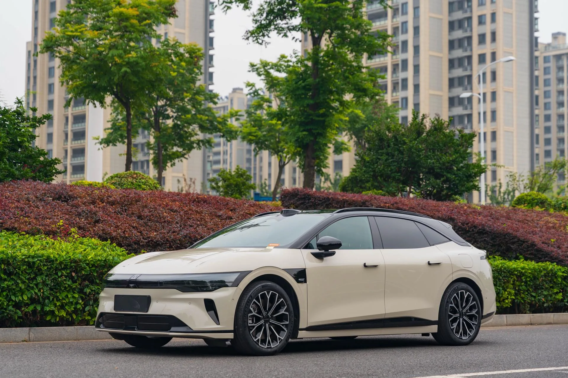 JiKrypton 2025 Model JiKrypton 007GT Long Range Rear-Wheel Drive Intelligent Driving Edition 100kWh Automatic
